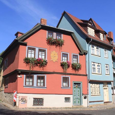 Апартаменты Haus Zum Kleinen Helm Эрфурт Экстерьер фото